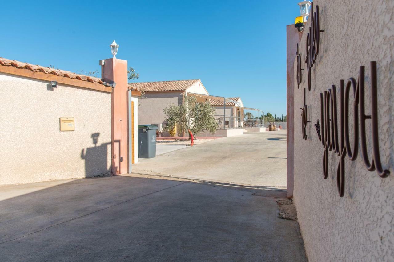 Les Gîtes De Yayou Pézenas Buitenkant foto